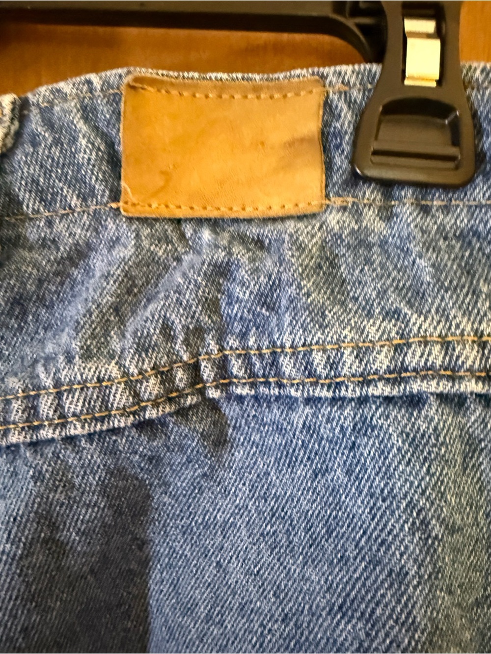 Lee Women's Cropped High-Rise Jeans in Blue Wash - Picture 2 of 7